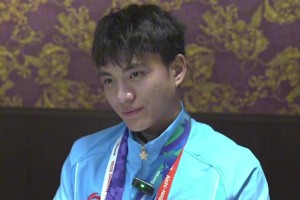 自信！李昊谈点球大战：水瓶被扔